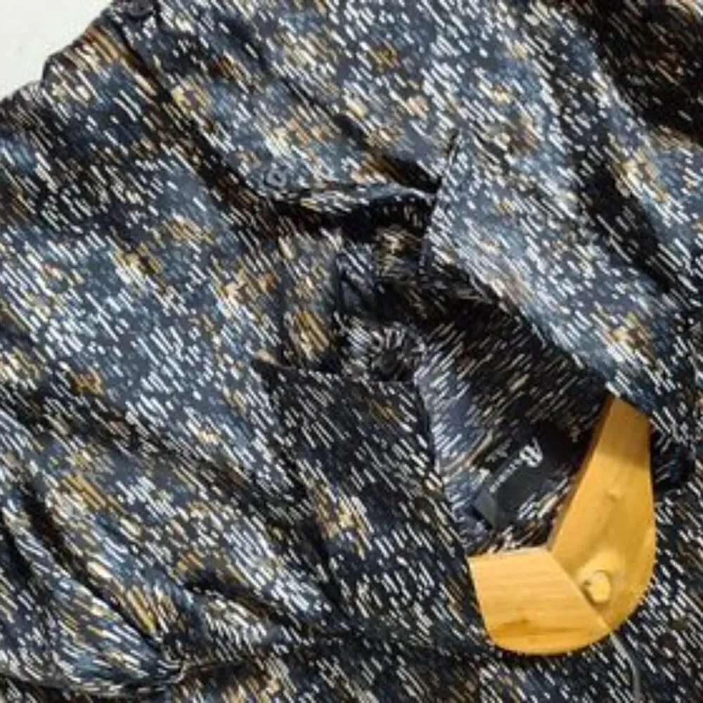 AB Studio Large Button Down Shirt - Picture 6 of 9